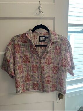 Reclaimed Vintage Pink & Green Floral Cropped Button-Up